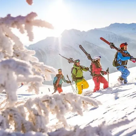 Souterrain 333 Apartament *