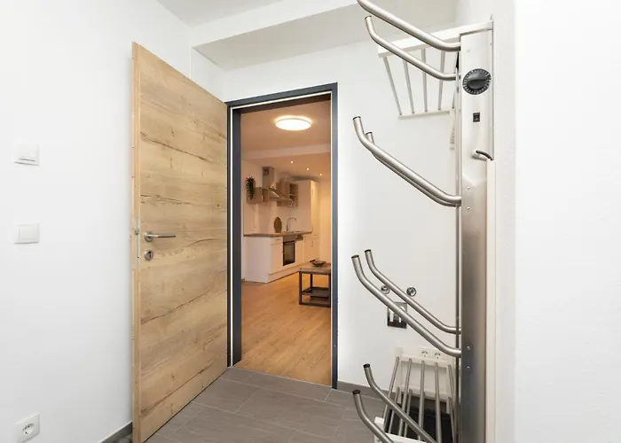 Apartment Souterrain 333 *